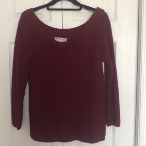 Maroon sweater